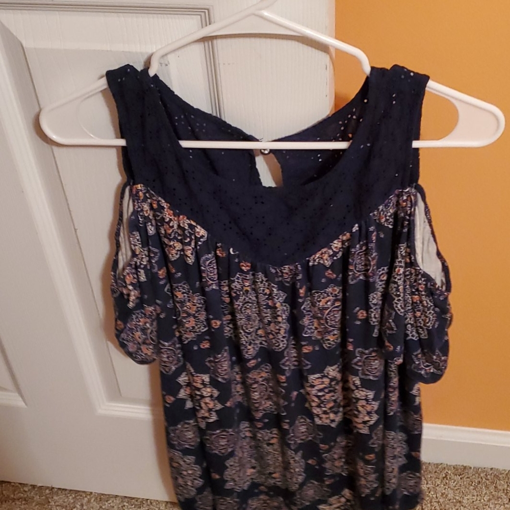 TORRID cold shoulder size 2 top